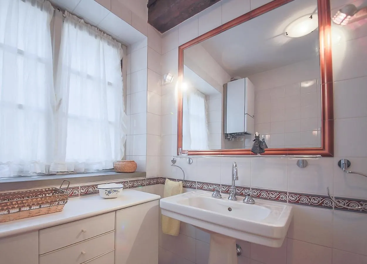 Apartments Florence - Fiore 0*,  Italy
